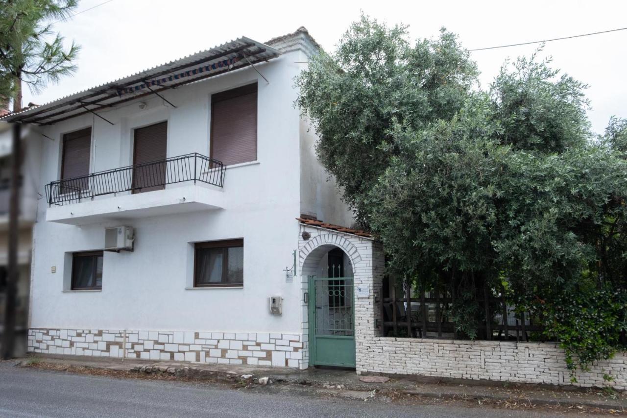 Our Parent'S House. Family House For Rent Villa Skala Kallirakhis Luaran gambar